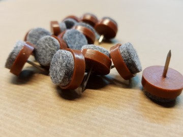 Glijnagels vilt kleur bruin 18mm