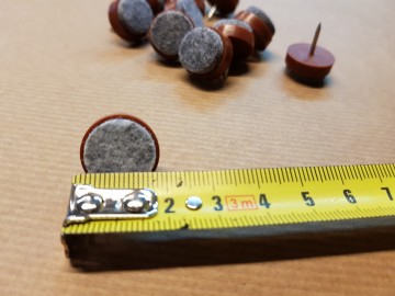 Glijnagels vilt kleur bruin 18mm