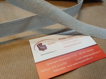 Klittenband licht grijs