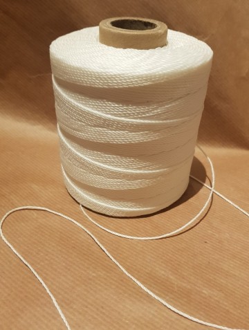 Ledergaren wit licht gewaxt