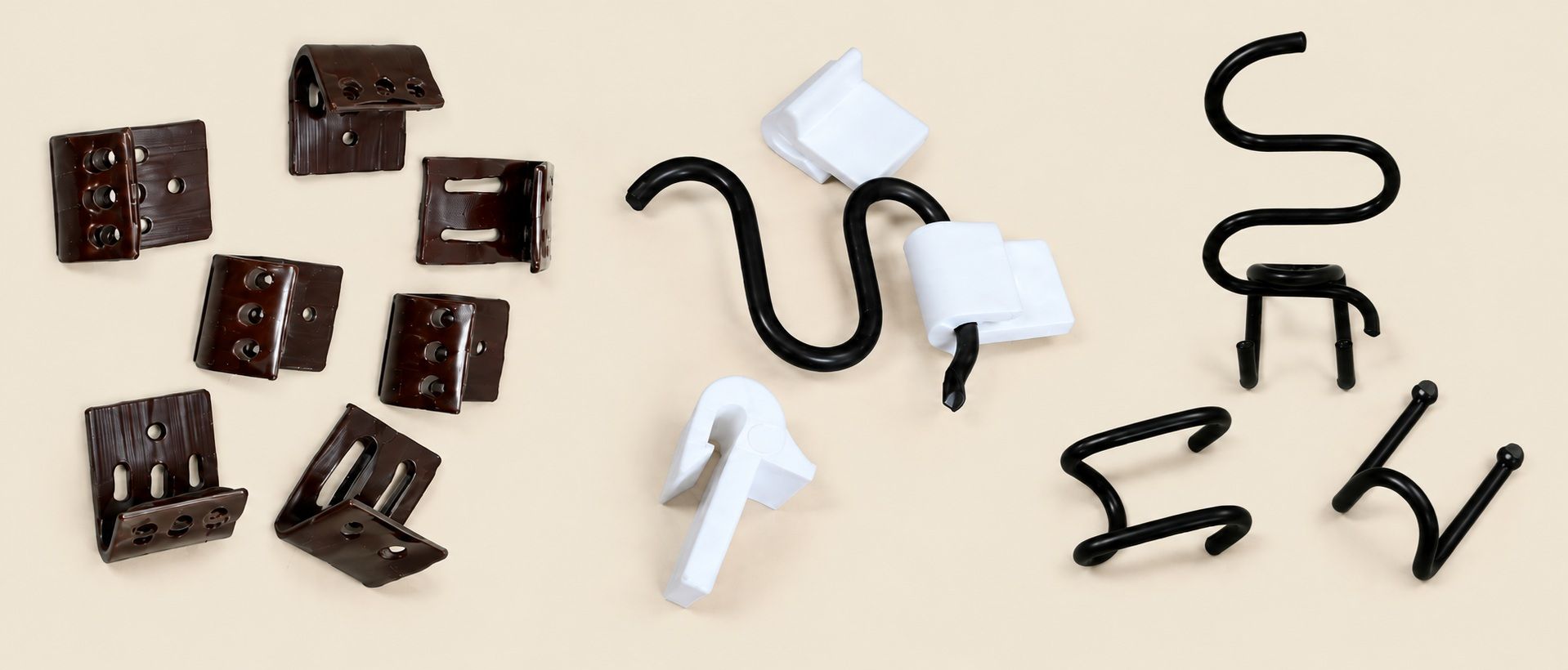 Metalen nosagclips, kunststof nosagclips en buishaken